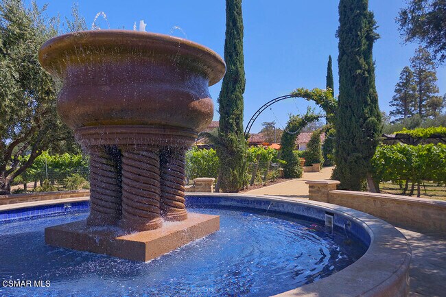 Building Photo - 31515 Lindero Canyon Rd