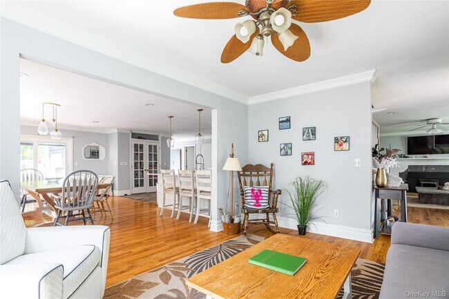 Building Photo - 2300 Pine Tree Rd