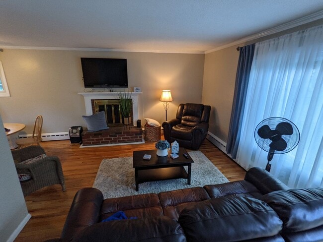 Building Photo - 73 Emerald Rd