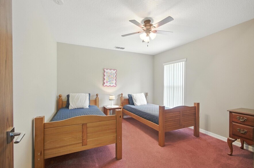 Building Photo - 9 Birch Haven Pl