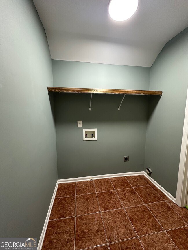 Building Photo - 508 Jaclyn Cir