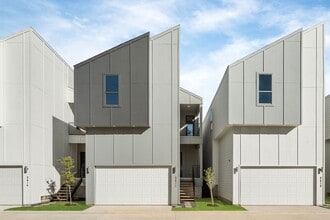 Building Photo - 5610 Savyon Dr