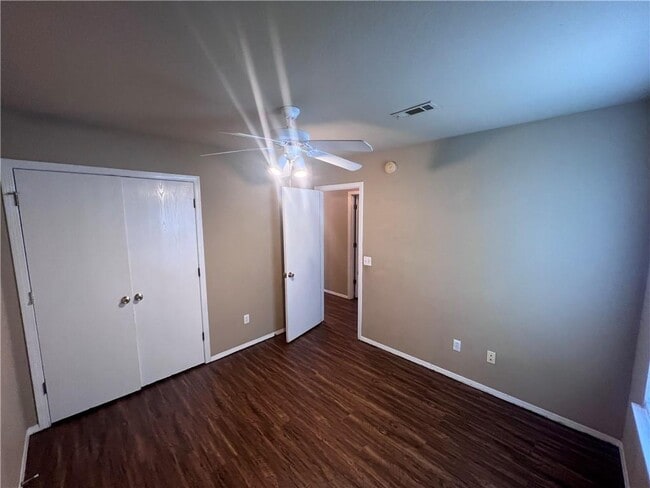 Building Photo - 1059 Terry Ln