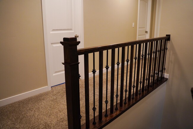 Building Photo - 528 Fox Chase Dr