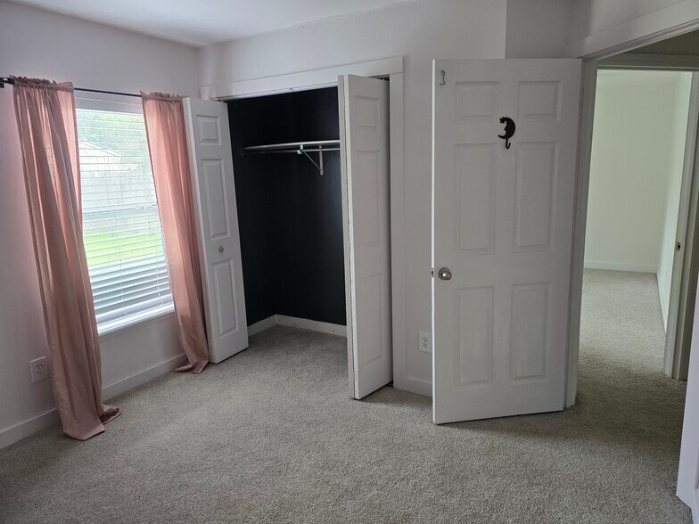 2nd Bedroom - 2169 Saint Martins Dr W