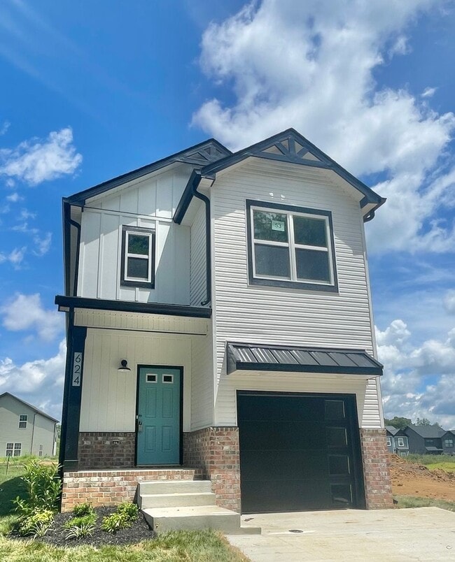 Building Photo - Gorgeous Single Family Home