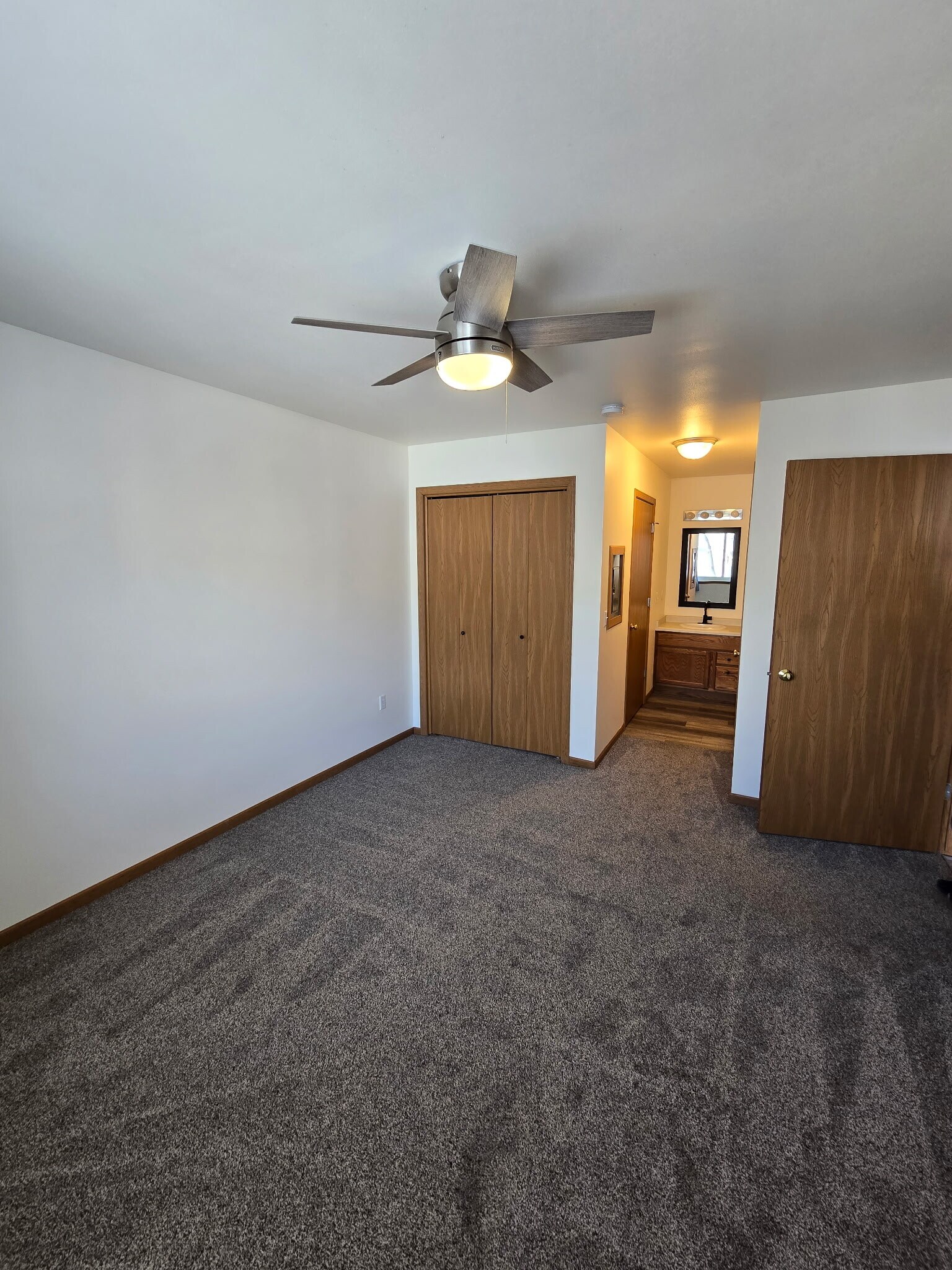 Building Photo - 572 Athletic Way