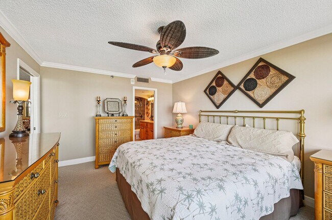 Building Photo - 8880 S Ocean Dr