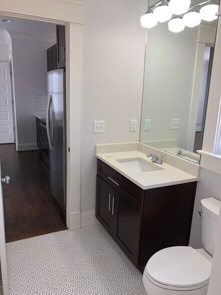 Bathroom accessible from main living area and bedroom - 2121 Roslyn Ave