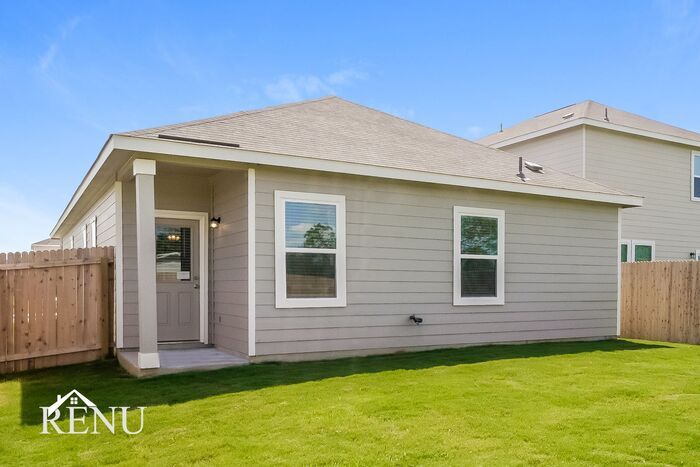 Building Photo - 5026 Firefly Hls