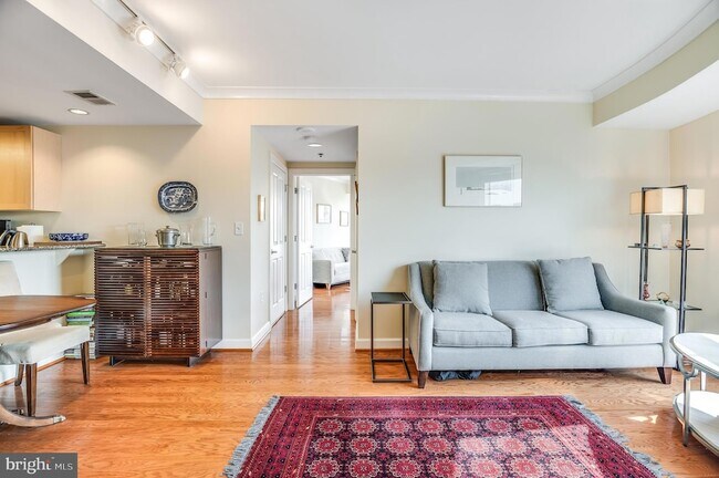 Building Photo - 777 7th St NW