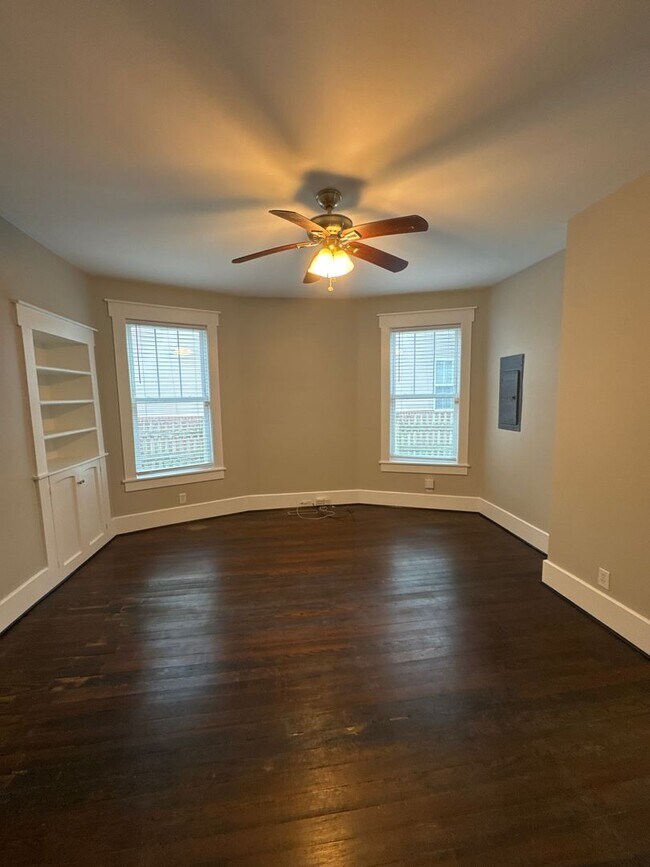 Building Photo - Renovated 3BR/2BA Home in Cleveland Park – Minutes to Downtown Nashville!