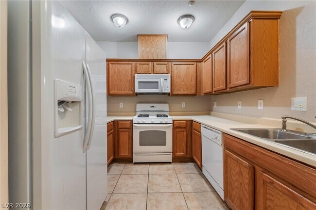 Building Photo - 4630 Basilicata Ln