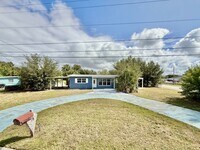 Building Photo - 9401 88th Way N