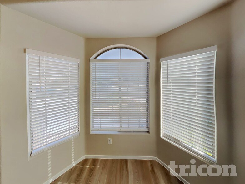 Building Photo - 7932 Quill Gordon Ave