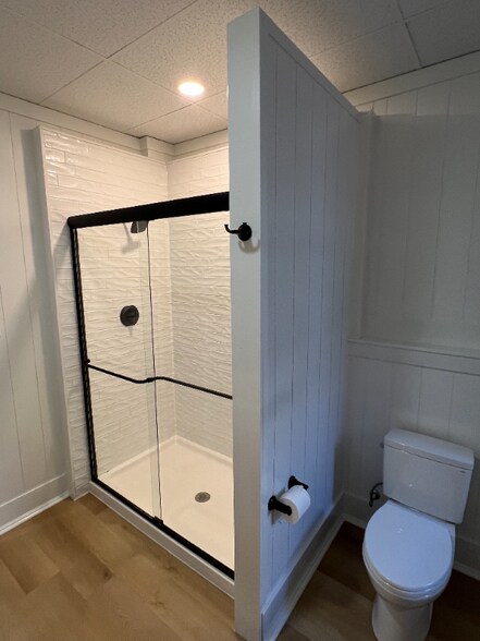 Building Photo - 125 N George St