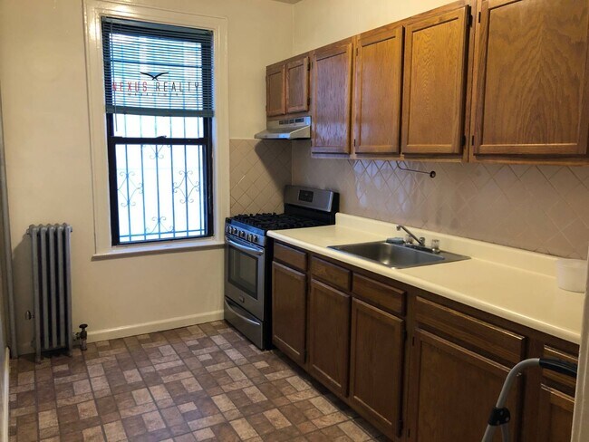 Building Photo - 34-29 33rd St