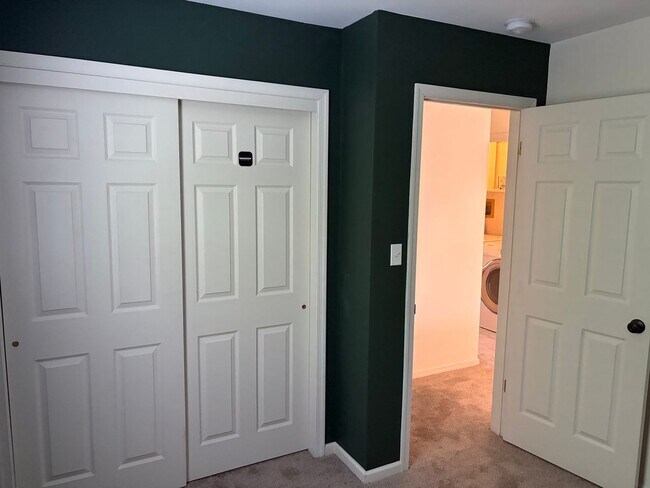 Building Photo - Single Family Home on Quite Cul-De Sac Now Available in Upland Square