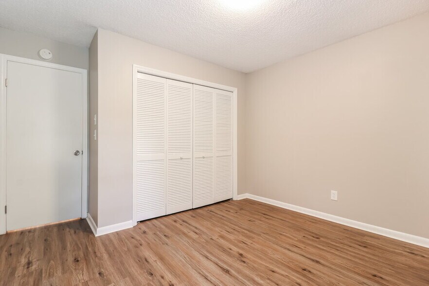 Building Photo - 17507 Cranbrook Dr