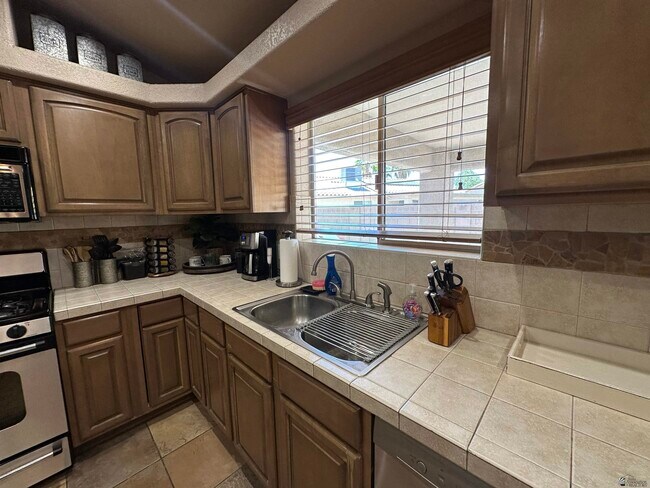 Building Photo - 11735 Calle Del Cid