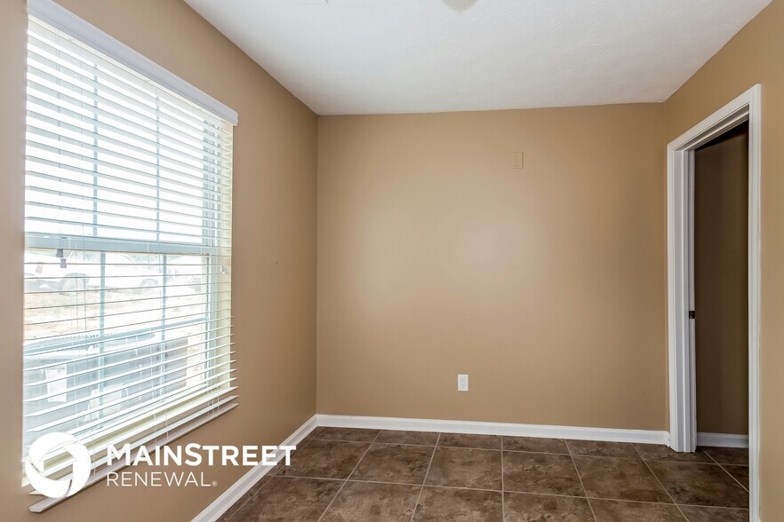 Building Photo - 115 Bramble Bush Trail