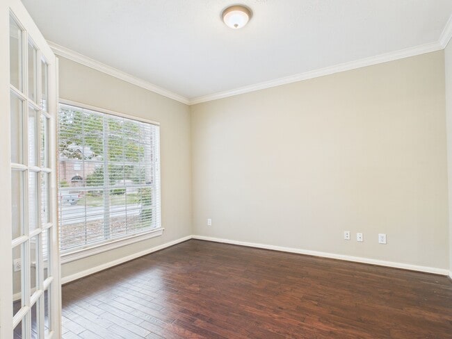 Building Photo - 5006 Fern Garden Ct