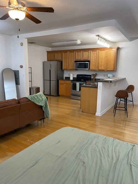 Building Photo - 731 Litty Ct