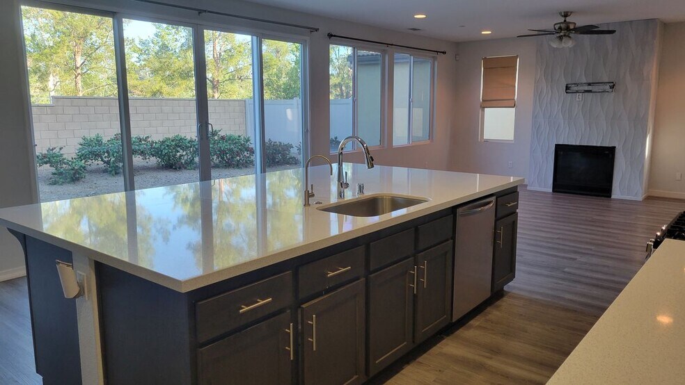 Building Photo - 39603 Strada Venezia