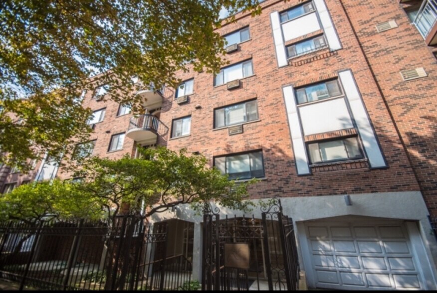 Primary Photo - 2336 N Commonwealth Ave