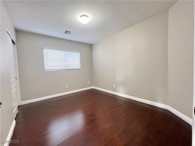 Building Photo - 428 Redruth Dr