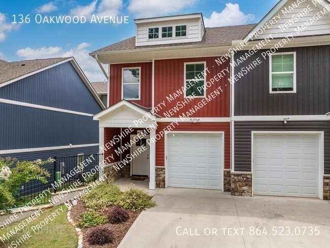 Building Photo - 136 Oakwood Ave