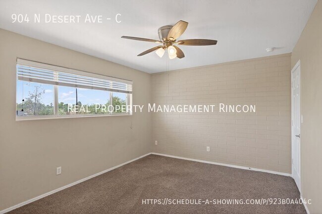 Building Photo - 904 N Desert Ave
