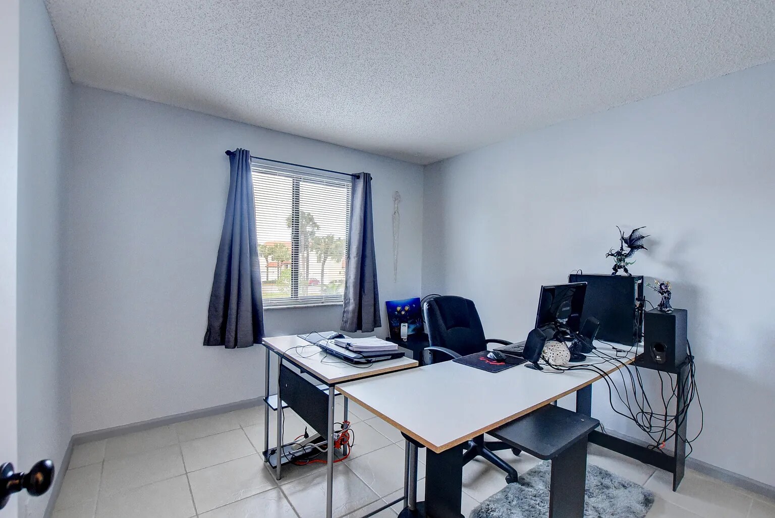Building Photo - 16 Via de Casas Sur