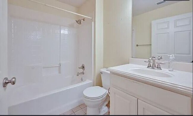 Building Photo - Super Cute 3 Bedroom Home in the Heart of Waxahachie