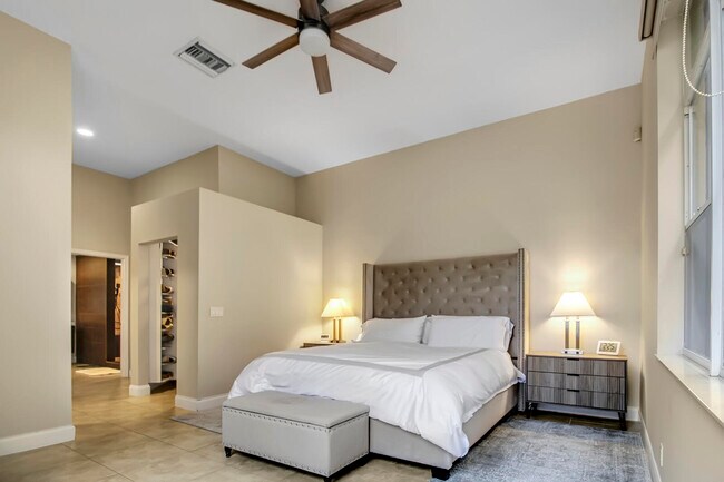 Building Photo - 6684 NW 23rd Ter