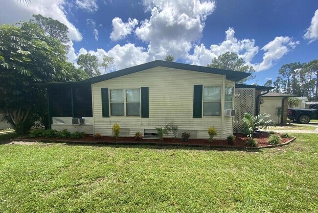 Building Photo - 19418 Saddlebrook Ct