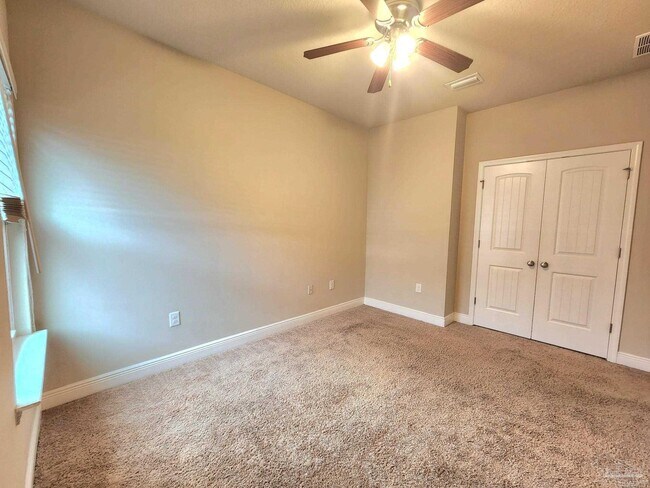 Building Photo - 8609 Bucklebury Dr