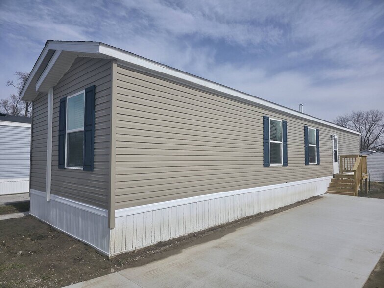 Building Photo - 3510 N 9th St