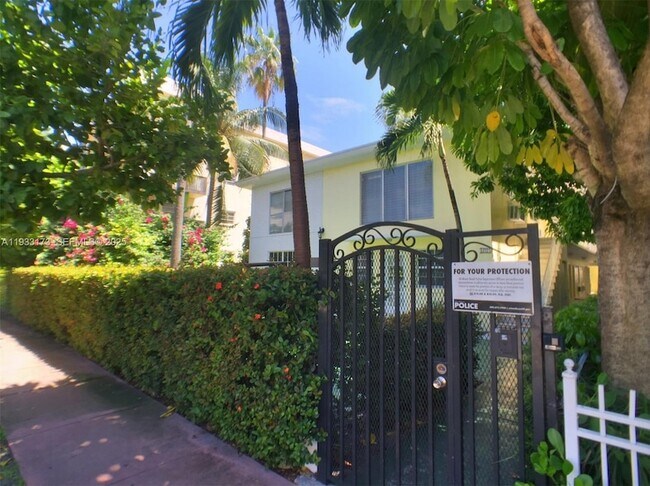 Building Photo - 825 Euclid Ave