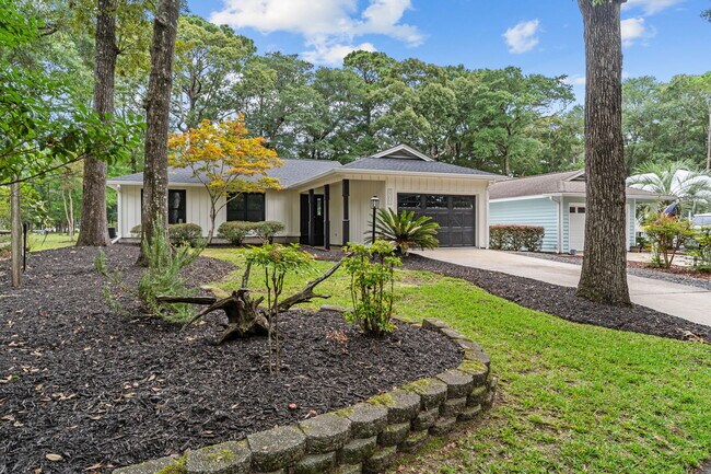 Building Photo - 3303 Marsh View Dr