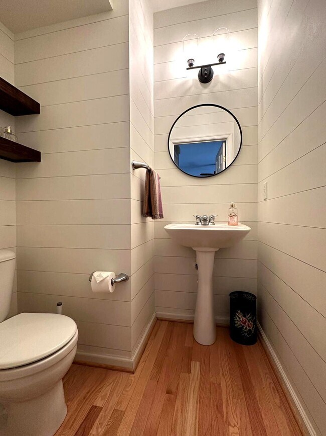 Building Photo - 209 Turnbridge Ct