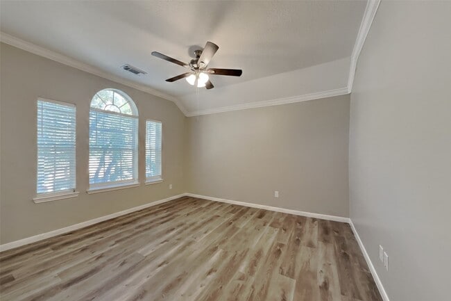 Building Photo - 6807 Oakbranch Manor Ln