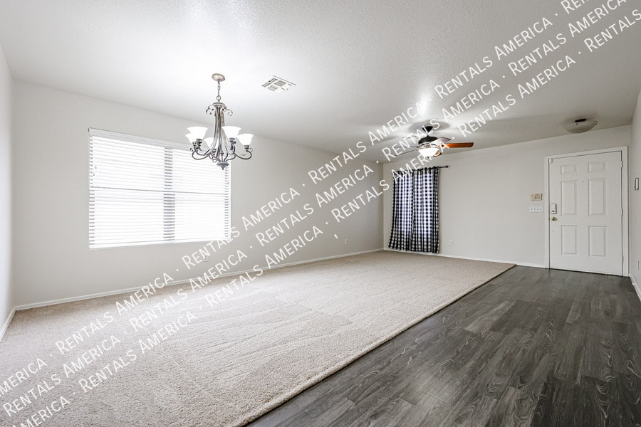 Building Photo - 8554 E Meseto Ave