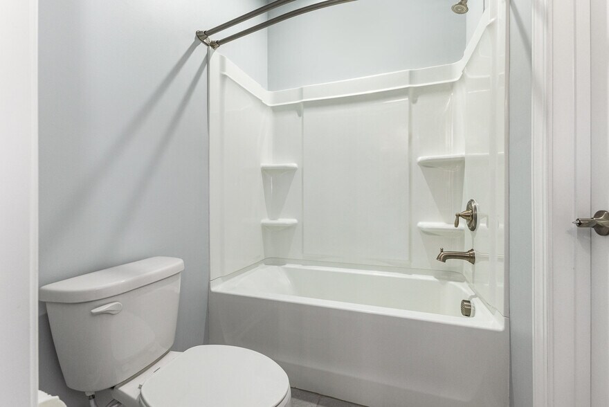 Building Photo - 6225 Majesty Ct