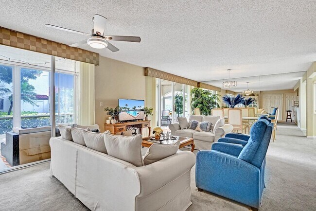 Building Photo - 107 Half Moon Cir