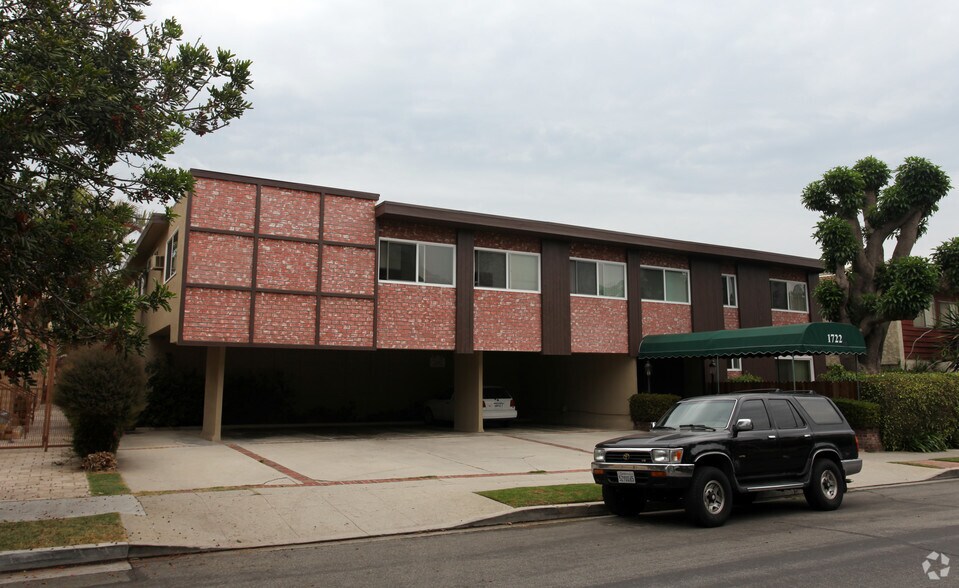 Building Photo - 1722 Brockton Ave