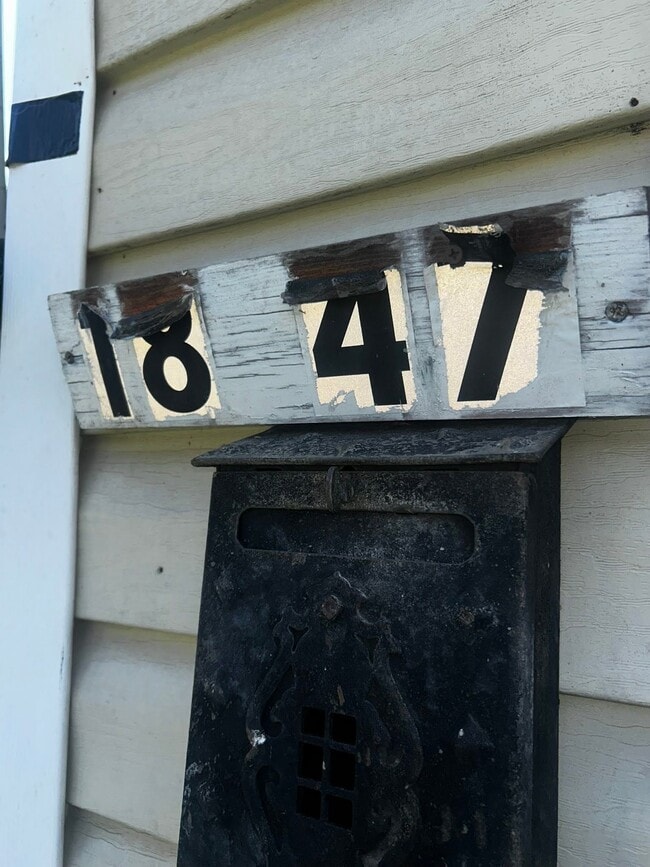Building Photo - 1847 N 56th St