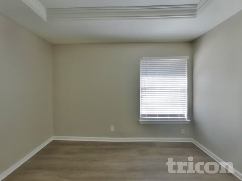 Building Photo - 3907 Briarcrest St