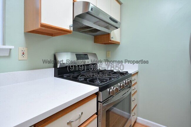 Building Photo - 425 Summerwalk Cir
