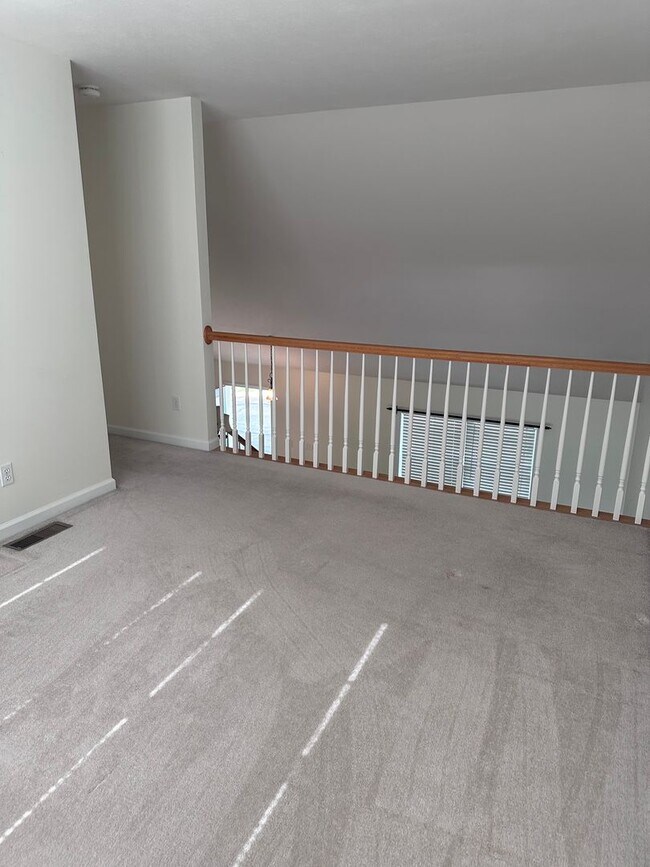 Building Photo - 202 Amblewood Way